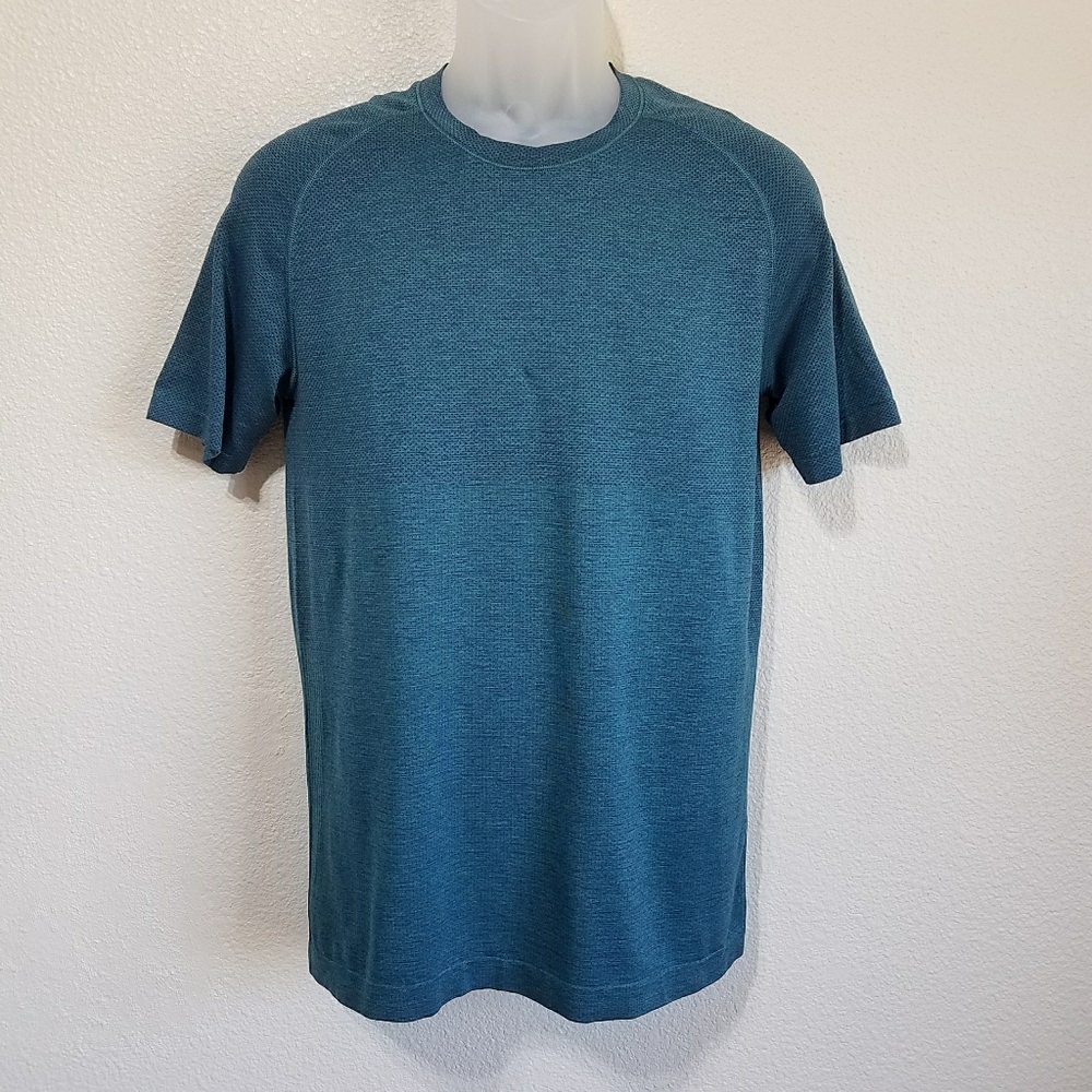 Lululemon Men's Metal Vent Tech Short-Sleeve Shirt